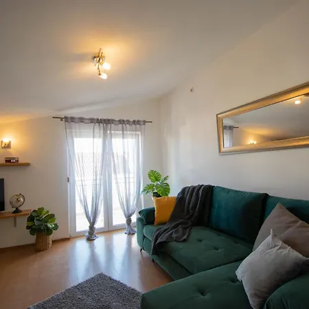Af * Vodice